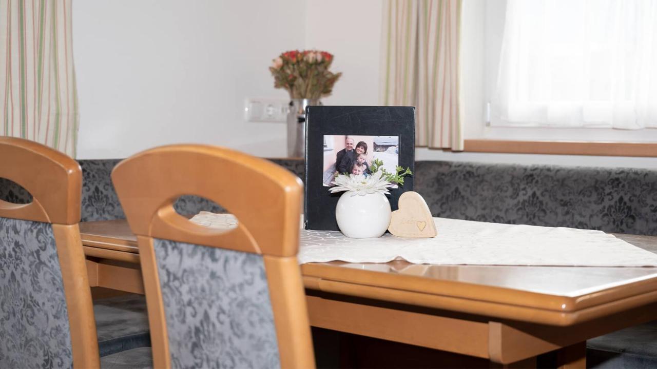 Neukirchen am Großvenediger Appartement Alexandra מראה חיצוני תמונה